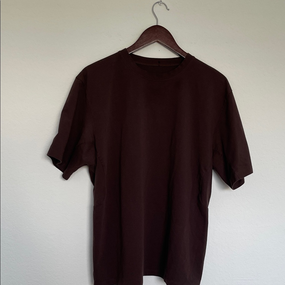 Lululemon, used like new, Men’s Pique Oversized Fit, color brown, size large,